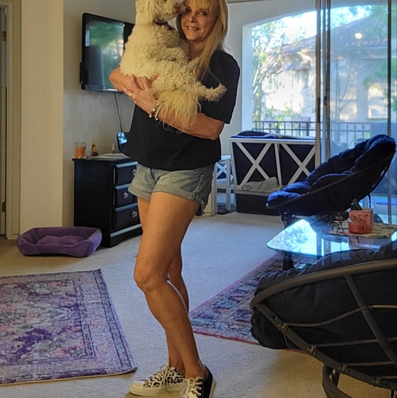 Meet your Posher, Sheri - Picture 3 of 8